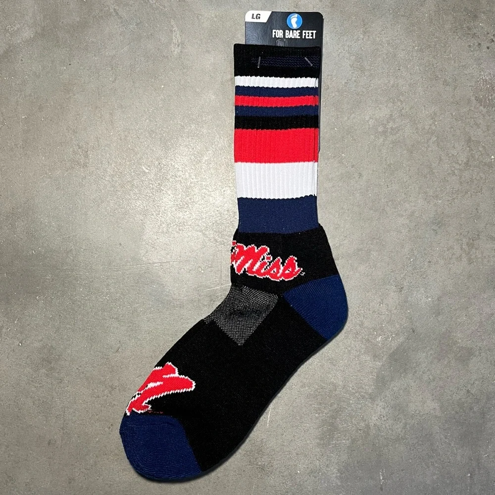Men's NCAA Ole Miss Rebels Crew Socks For Bare Feet Size Large‎ 10-13 NWT